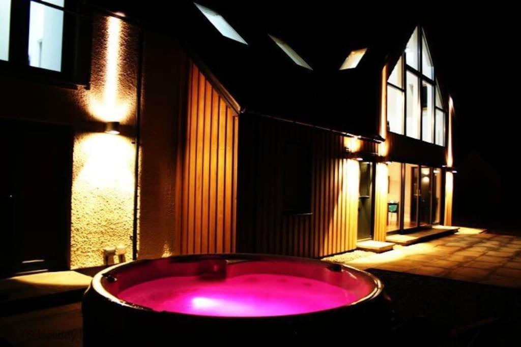 Locholly Lodge أكيلتيبوي المظهر الخارجي الصورة